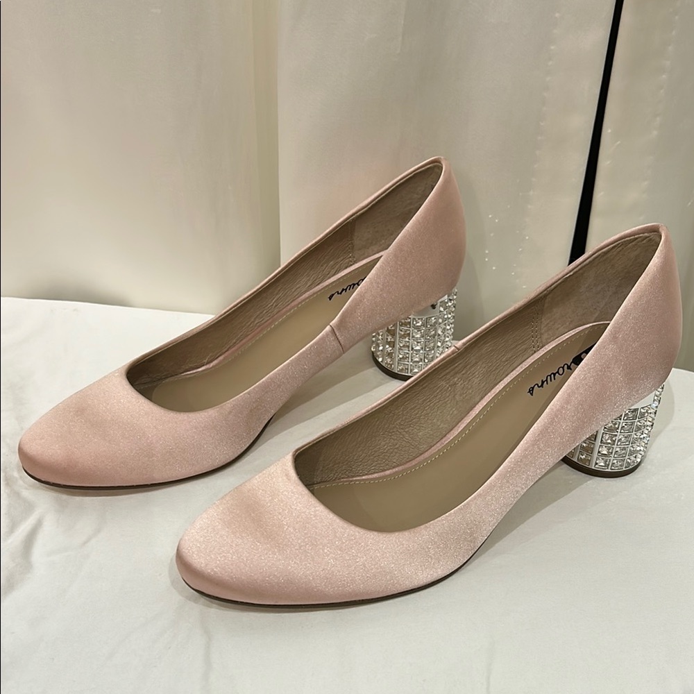 Browns Elegant Pink Block Heel Women's Shoes - never worn - Size 9